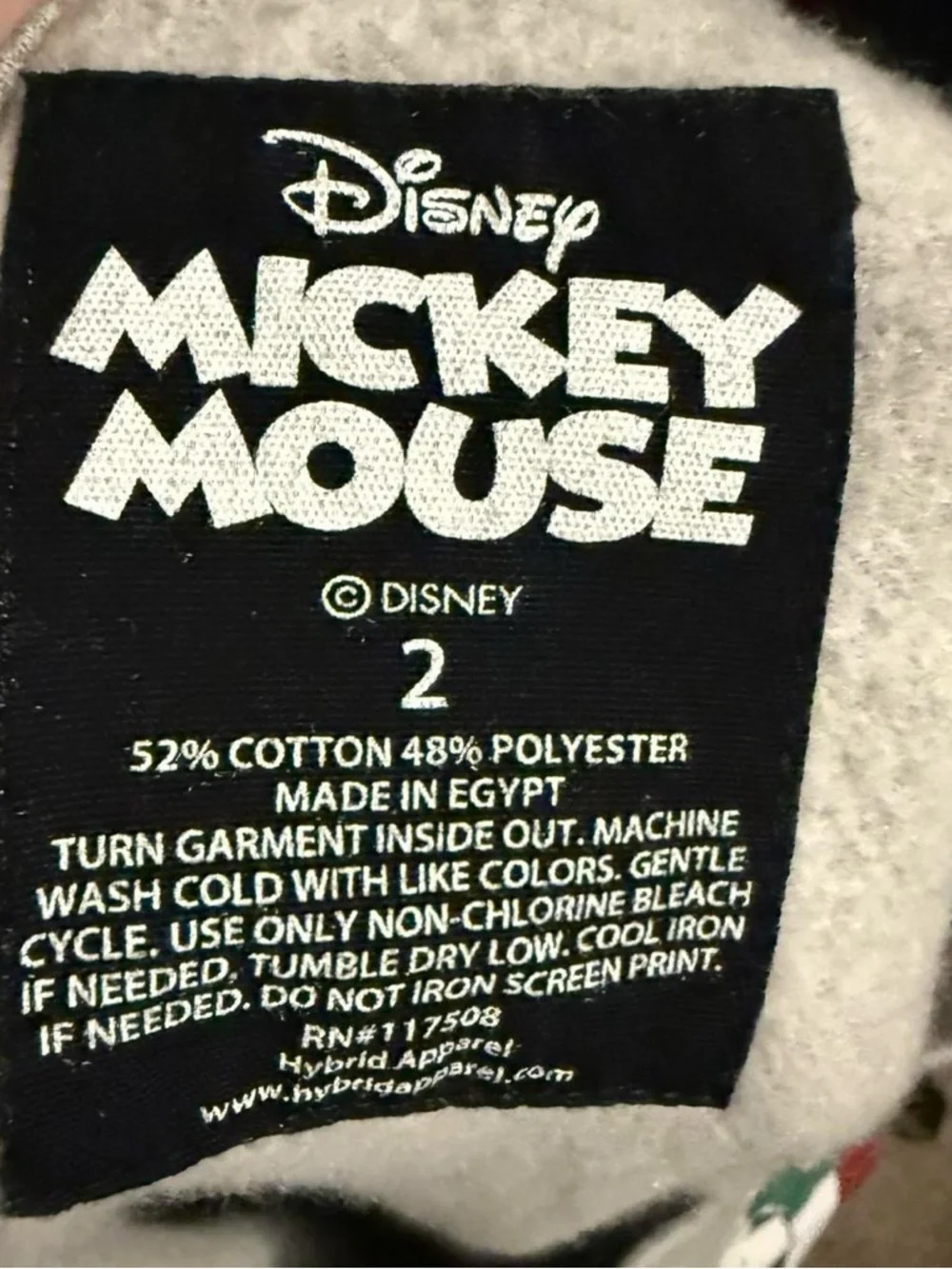 Torrid Christmas Minnie Mouse Kissing Mickey Mouse 2X Sweatshirt Grey